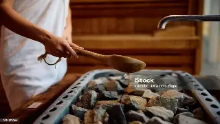 警惕养生陷阱：揭秘常见的健康误区与真相，别再盲目跟风！ 海报