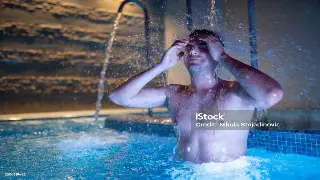 千年古法，指尖上的养生哲学：南昌按摩历史的深度解读 海报