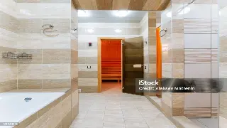 千年回响：从扁鹊到李时珍，按摩养生的古老智慧在南昌传承 海报